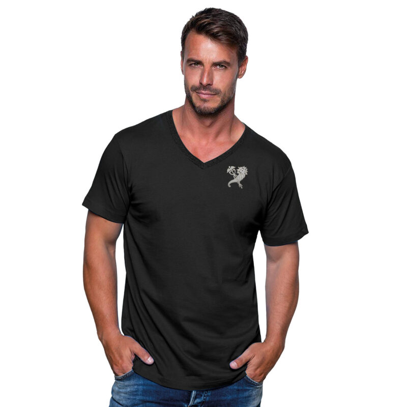 Футболка з вишитим Гербом Харкова ліворуч